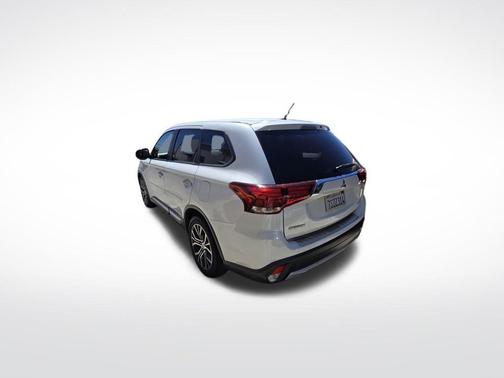 2016 Mitsubishi Outlander SEL