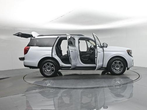 SPACE SILVER METALLIC 2025 Ford Expedition ACTIVE
