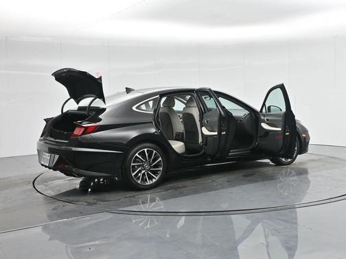 2022 Hyundai SONATA Limited