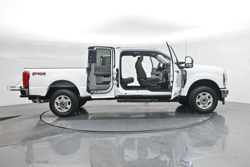 2026 Ford F-350 XLT