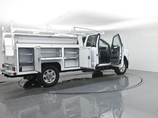 2026 Ford F-350 XLT
