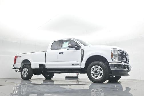 2026 Ford F-350 XLT