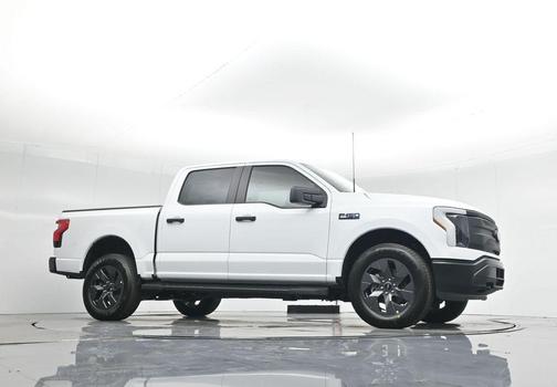 2025 Ford F-150 Lightning Pro
