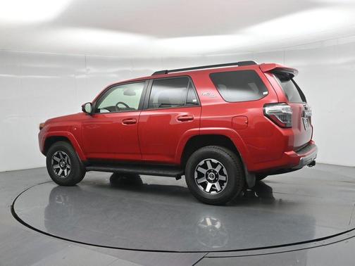 2024 Toyota 4Runner TRD Off Road