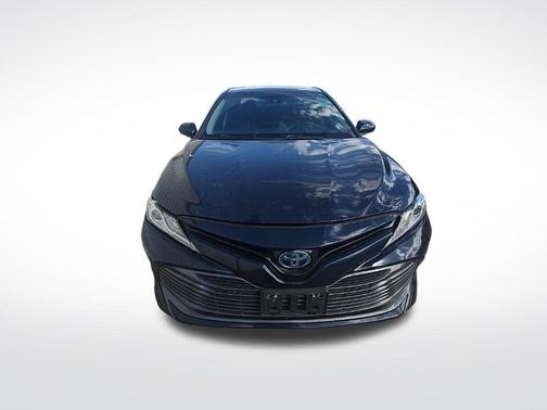 2018 Toyota Camry Hybrid XLE