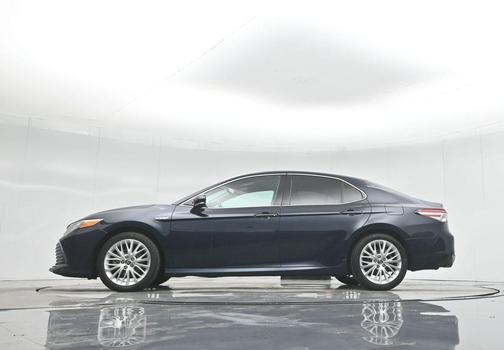 2018 Toyota Camry Hybrid XLE
