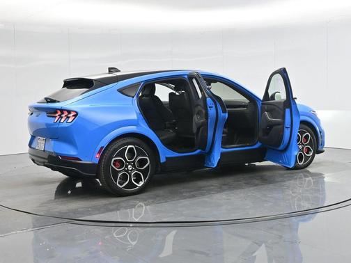 2022 Ford Mustang Mach-E GT