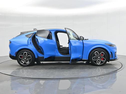 2022 Ford Mustang Mach-E GT