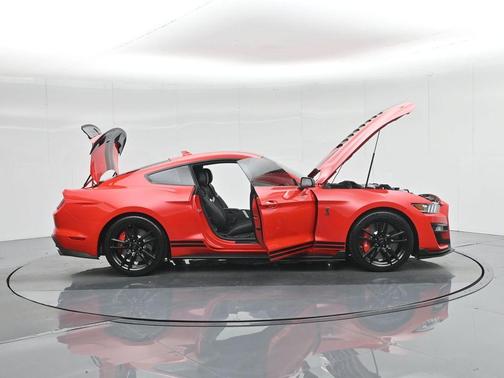 2021 Ford Shelby GT500 Base