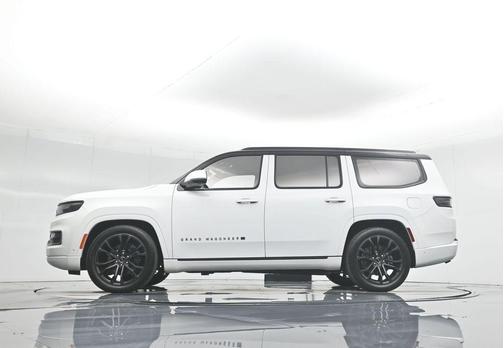 2022 Jeep Grand Wagoneer Series II