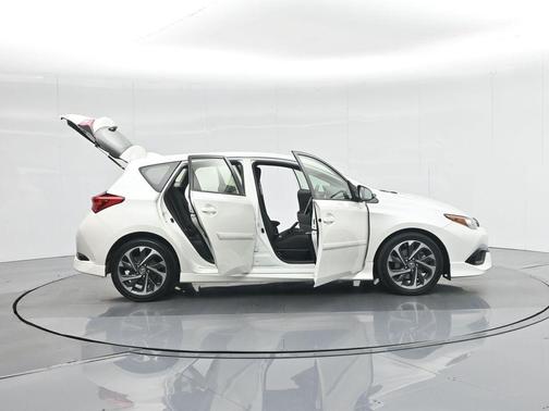 2018 Toyota Corolla iM Base