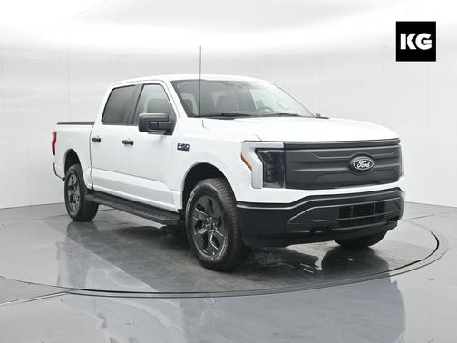 2025 Ford F-150 Lightning Pro