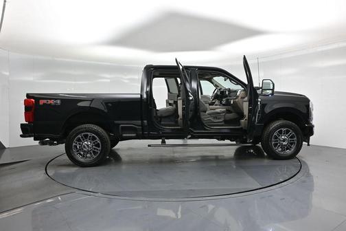 2025 Ford F-250 Platinum