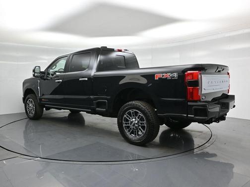 2025 Ford F-250 Platinum