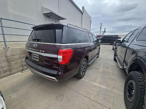 2023 Ford Expedition Max XLT