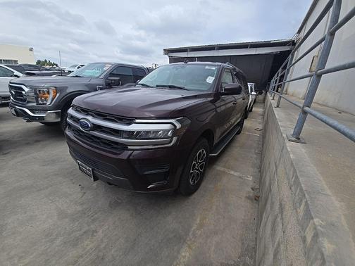 2023 Ford Expedition Max XLT