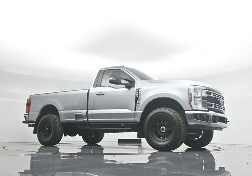 2024 Ford F-350 XLT