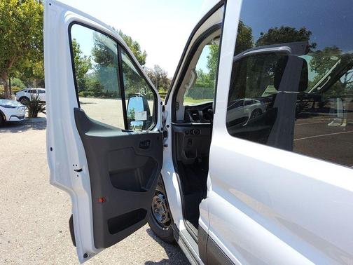 2025 Ford Transit-350 XLT