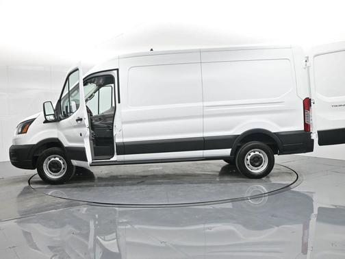 2025 Ford Transit-250 148 WB Medium Roof Cargo