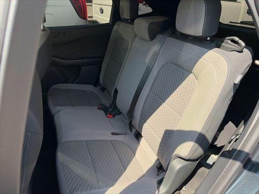 Stone Blue Metallic 2022 Ford Escape SE