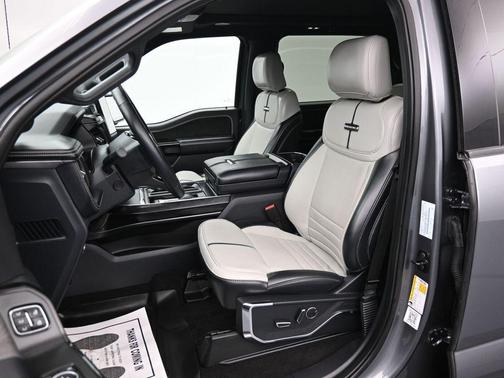 2024 Ford F-150 Lightning Platinum
