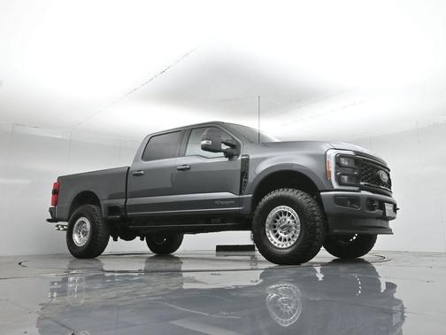 2023 Ford F-250 XLT