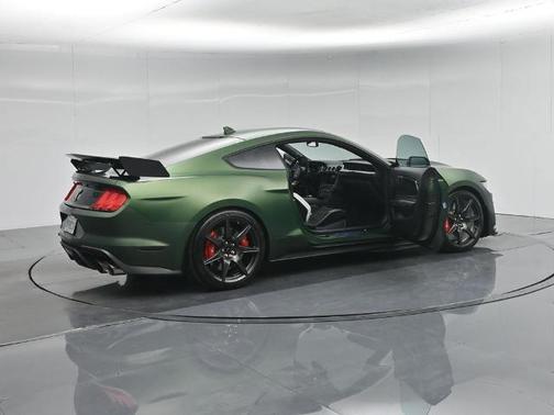 ERUPTION GREEN METALLIC 2022 Ford Mustang SHELBY GT500