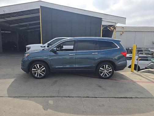 2017 Honda Pilot Elite