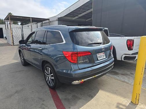 2017 Honda Pilot Elite