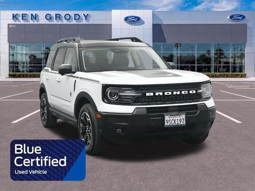 OXFORD WHITE 2025 Ford Bronco Sport OUTER BANKS