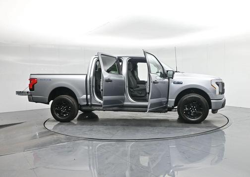 2025 Ford F-150 Lightning XLT