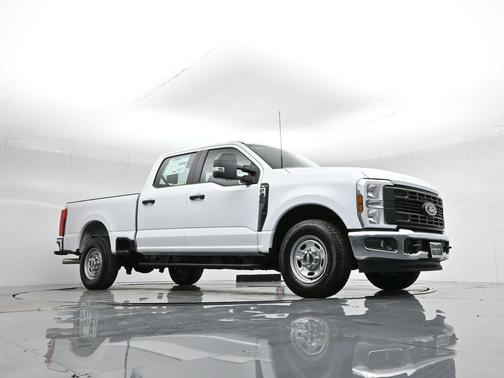 Oxford White 2026 Ford F-250 XL