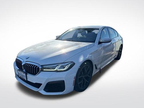2022 BMW 540 i