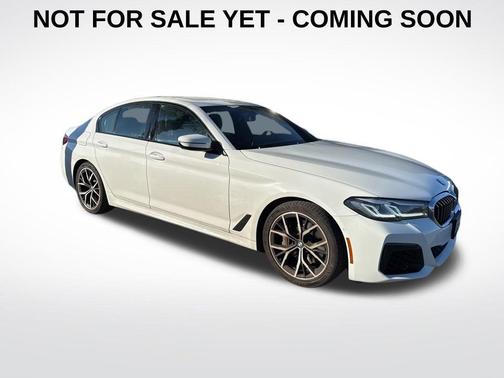 2022 BMW 540 i