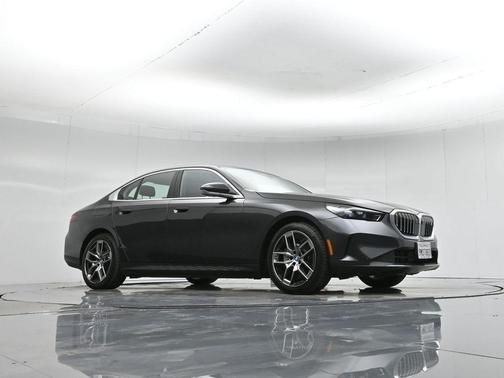 2024 BMW i5 eDrive40