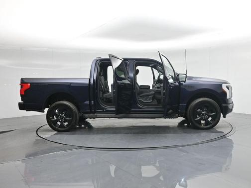 2025 Ford F-150 Lightning Platinum