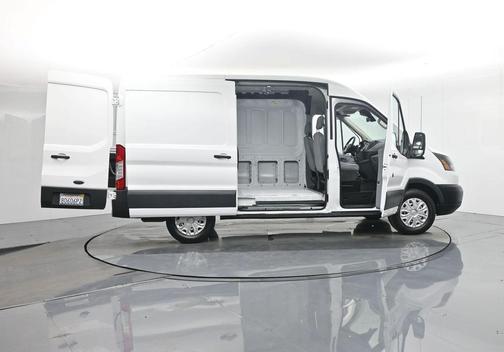 2018 Ford Transit-150 Base