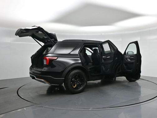 Black Metallic 2026 Ford Explorer Tremor