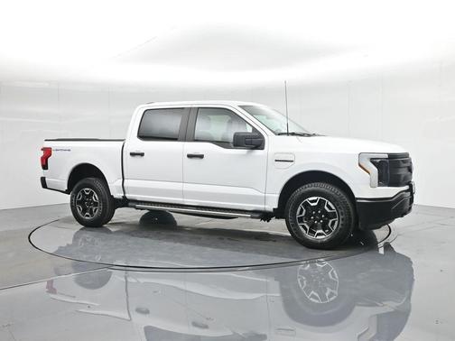 2022 Ford F-150 Lightning Pro