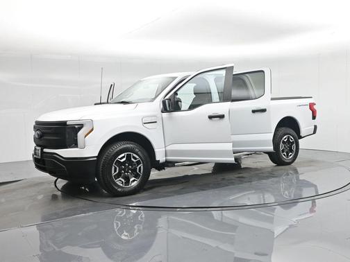 2022 Ford F-150 Lightning Pro