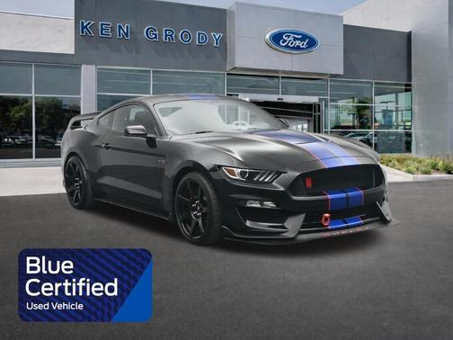 2017 Ford Shelby GT350 Base