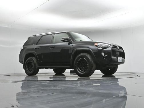 Midnight Black Metallic 2020 Toyota 4Runner SR5 Premium