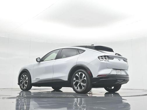 2021 Ford Mustang Mach-E Premium