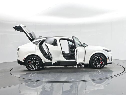 2024 Ford Mustang Mach-E GT