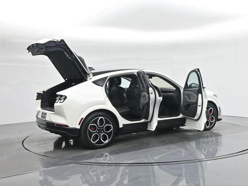 2024 Ford Mustang Mach-E GT