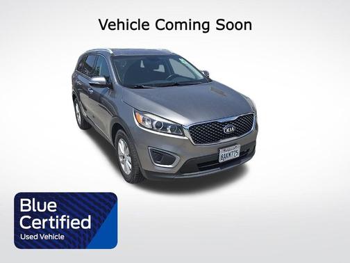 2017 Kia Sorento LX
