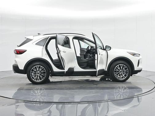 2025 Ford Escape PHEV