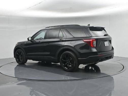 AGATE BLACK METALLIC 2024 Ford Explorer ST-LINE