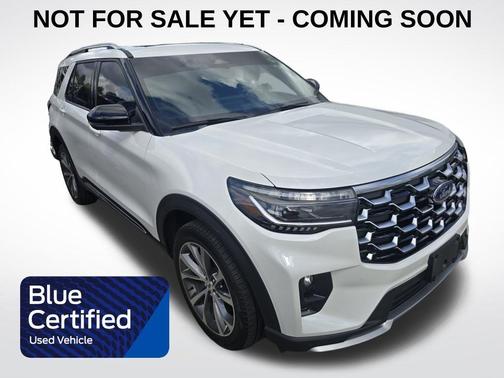 2025 Ford Explorer Platinum