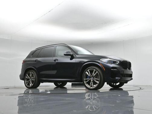 2022 BMW X5 M50i
